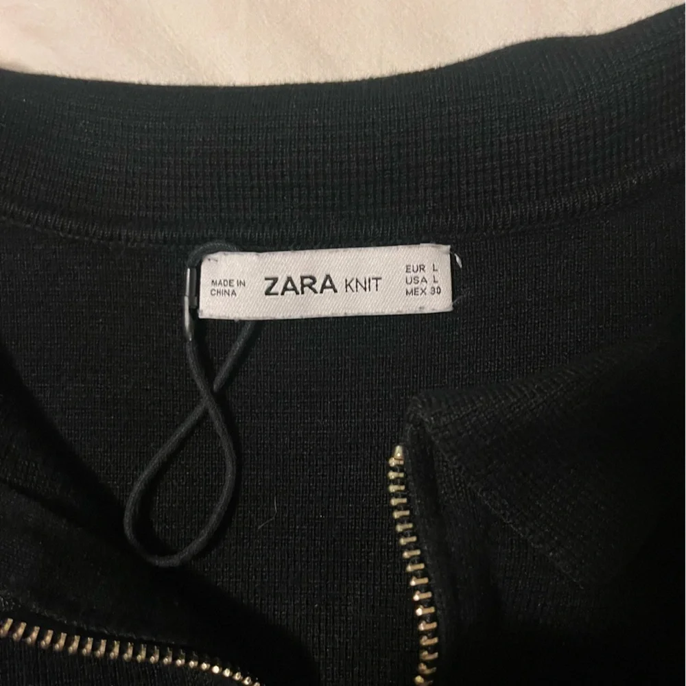 Zara Top - Picture 2 of 2